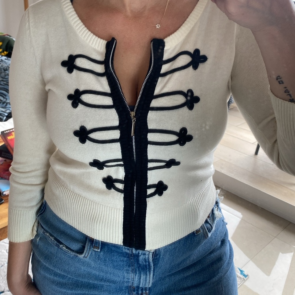Forever 21 Cream Knit Sweater - Picture 2 of 9
